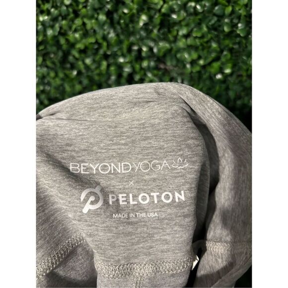 PELOTON x BEYOND YOGA High Waist Leggings Womens sz Medium Gray Space Dye 2 - Picture 5 of 6